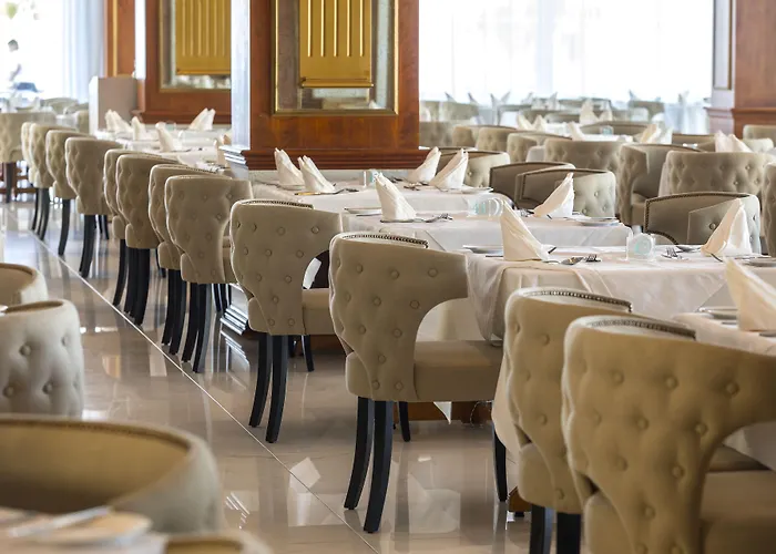 Constantinos The Great Hotell 5*