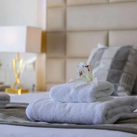 Constantinos The Great Protaras