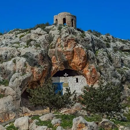 Constantinos The Great 5* Πρωταράς