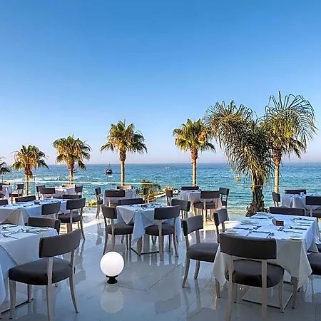 Hotel Constantinos The Great