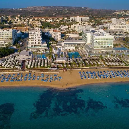 Constantinos The Great מלון 5*